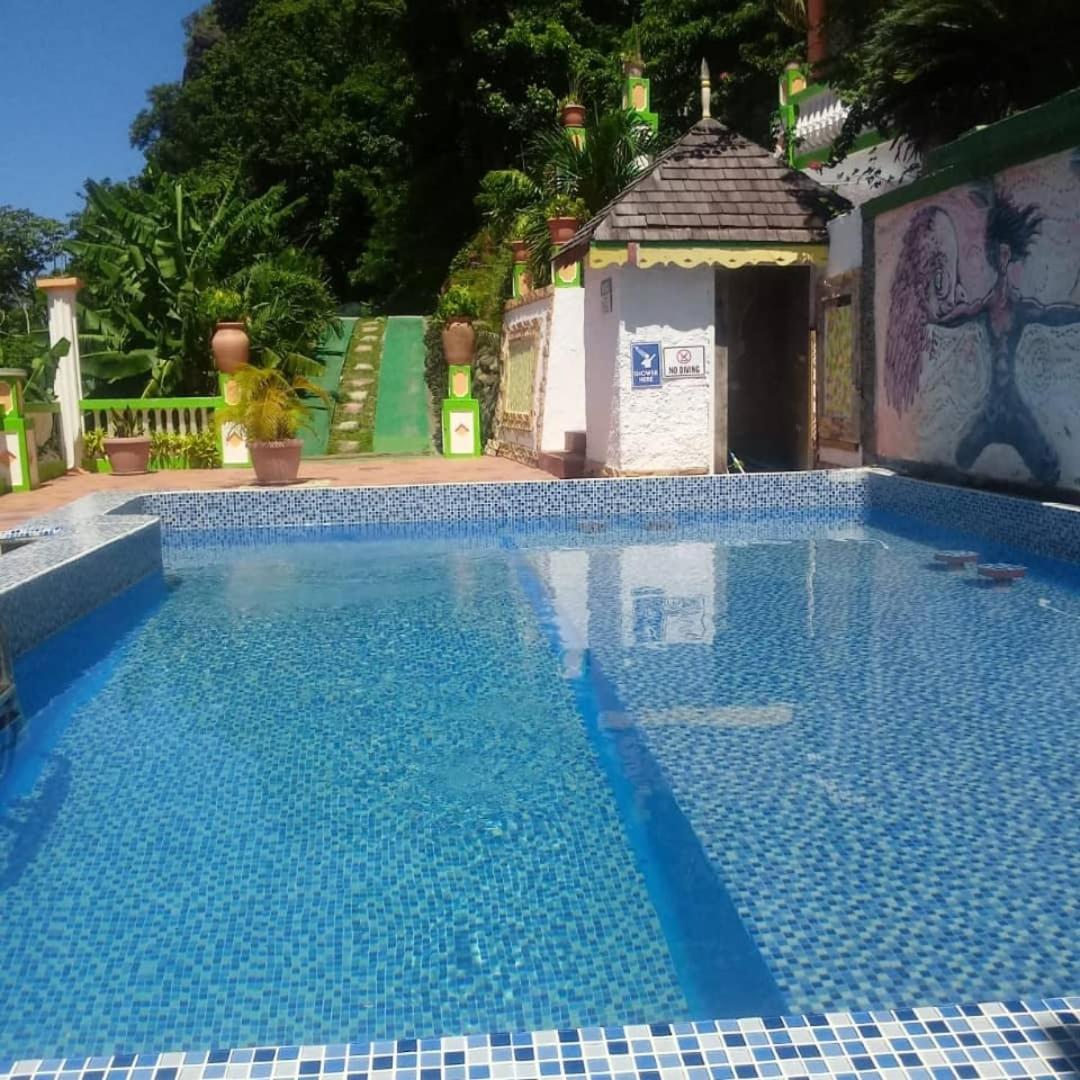 Villa Des Pitons Soufrière Exteriör bild
