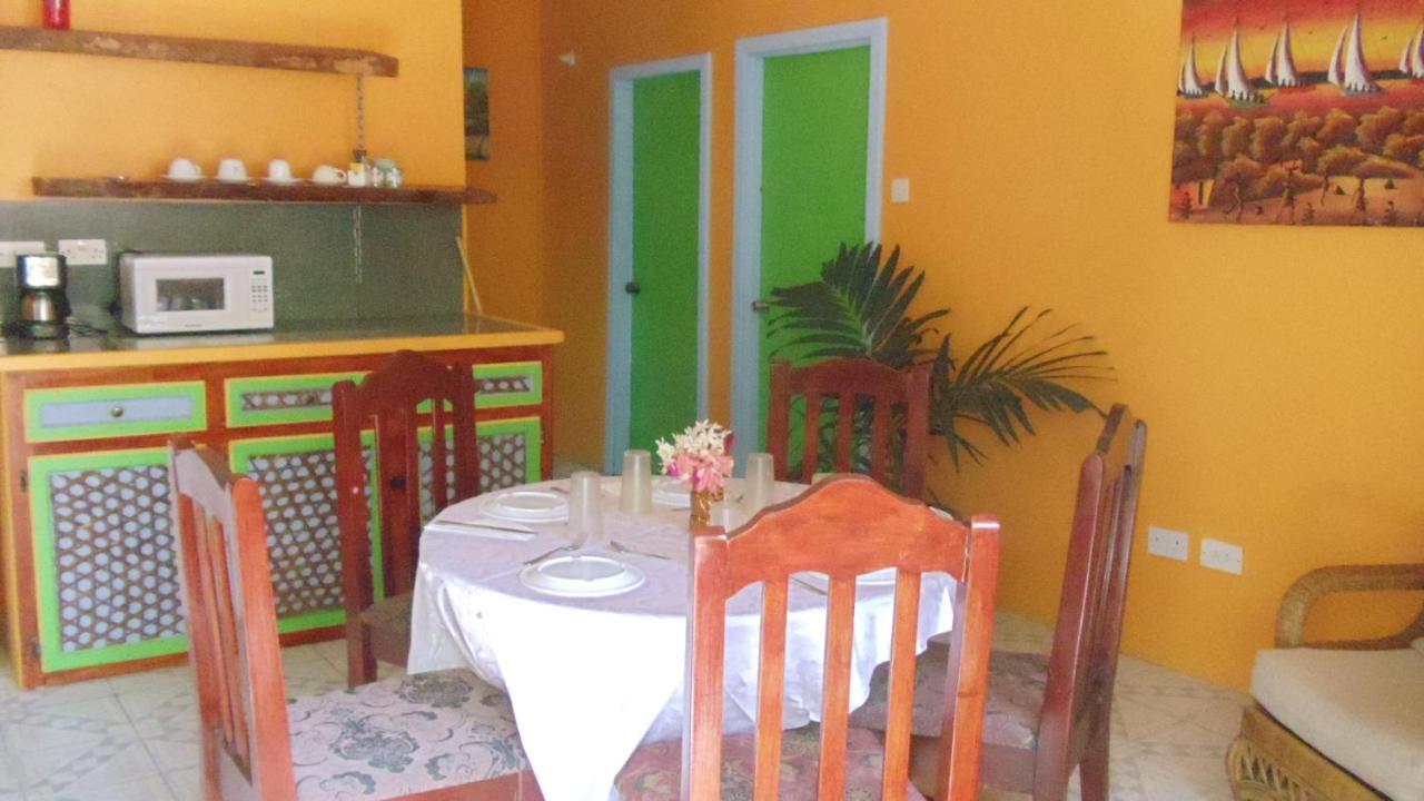 Villa Des Pitons Soufrière Exteriör bild